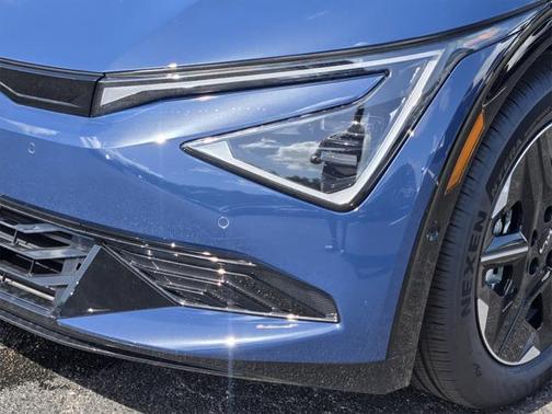 2025 Kia EV6 Wind
