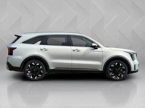 Ivory 2026 Kia Sorento EX