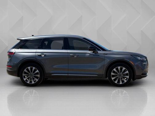 Asher Gray Metallic Clearcoat 2022 Lincoln Corsair Reserve