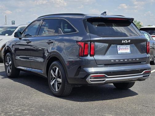 2022 Kia Sorento S