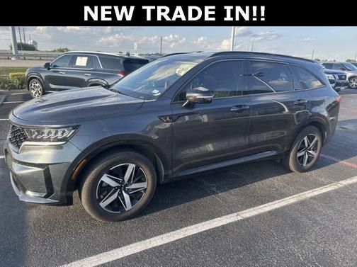 2022 Kia Sorento S