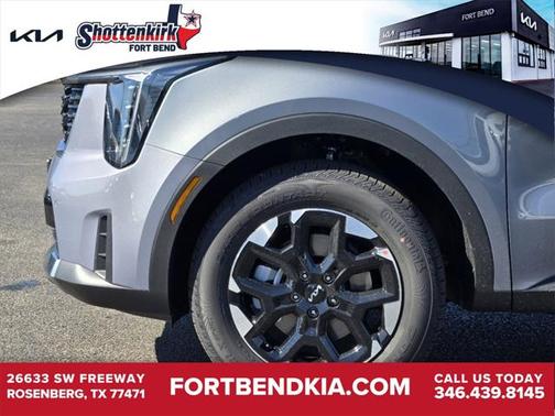 2025 Kia Sorento S