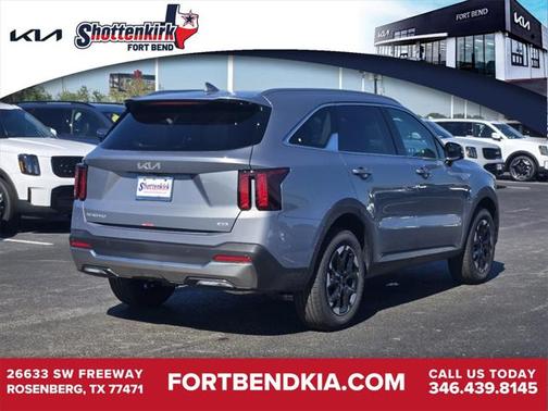2025 Kia Sorento S