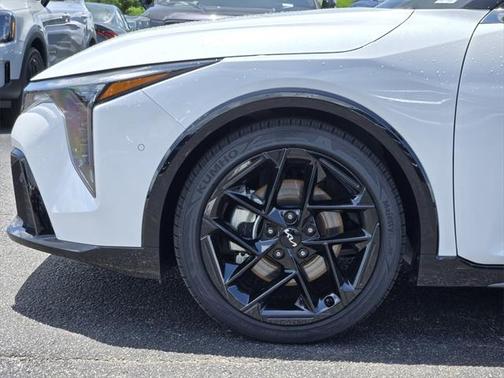 2025 Kia K4 GT-Line Turbo