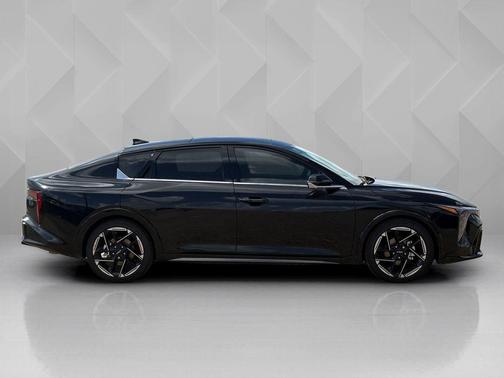 Black Pearl 2026 Kia K4 GT-Line