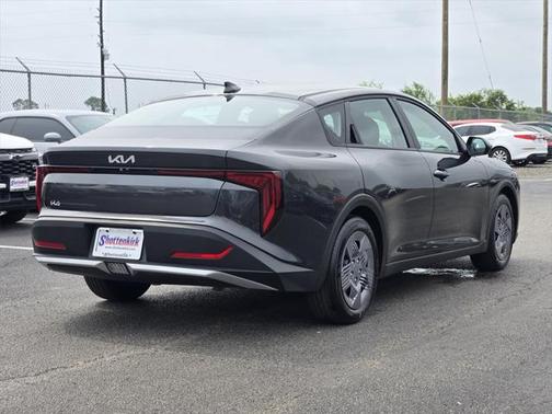 2025 Kia K4 LX