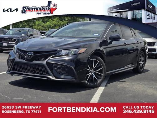 2023 Toyota Camry SE