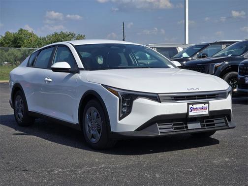 2025 Kia K4 LX
