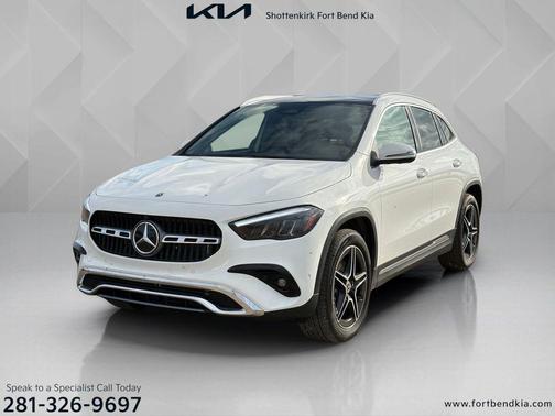 Polar White 2026 Mercedes-Benz GLA 250 4MATIC