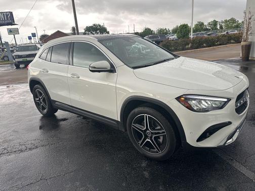 Polar White 2026 Mercedes-Benz GLA 250 4MATIC