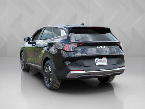 Fusion Black 2026 Kia Sportage Hybrid LX