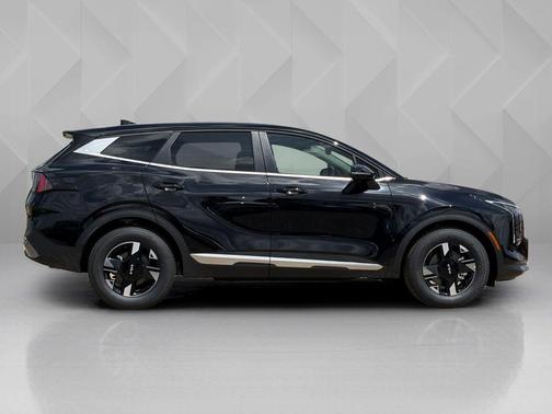 Ebony Black 2026 Kia Sportage LX