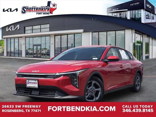 2025 Kia K4 LXS