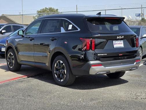 2025 Kia Sorento S