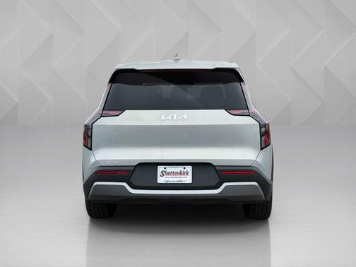 2026 Kia EV9 Light Short Range