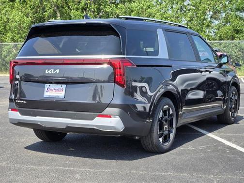 2025 Kia Carnival EX
