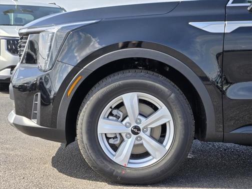 2025 Kia Sorento LX