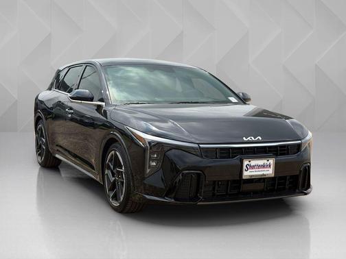 Aurora Black Pearl 2026 Kia K4 GT-Line