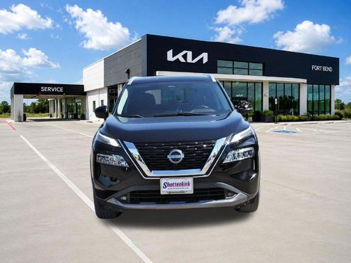 Super Black 2022 Nissan Rogue SL