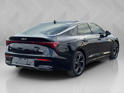 Aurora Black Pearl 2025 Kia K5 GT-Line