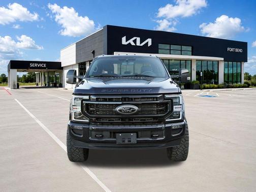 Blue Metallic 2022 Ford F-250 Lariat