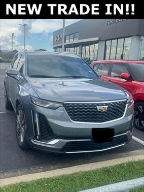 2022 Cadillac XT6 Premium Luxury FWD