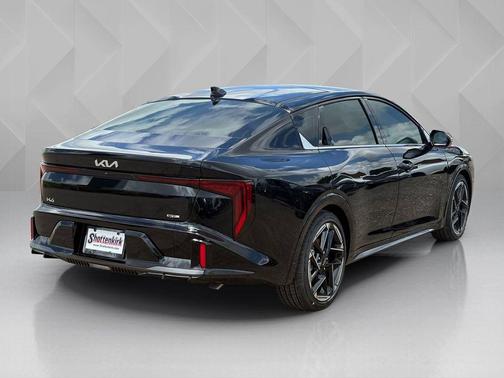 Black Pearl 2026 Kia K4 GT-Line
