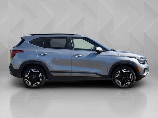 Steel Gray 2024 Kia Seltos SX Turbo