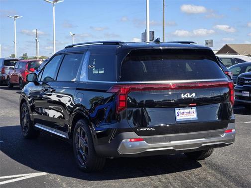 2026 Kia Carnival SX