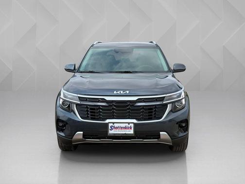 Gray 2026 Kia Seltos EX