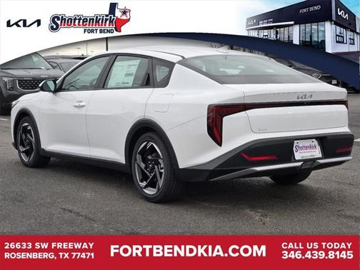 2025 Kia K4 EX