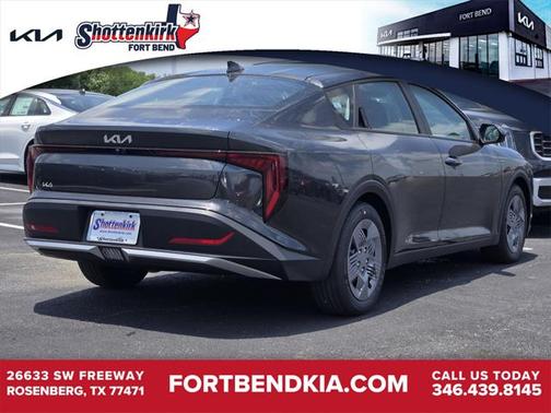 2025 Kia K4 LX