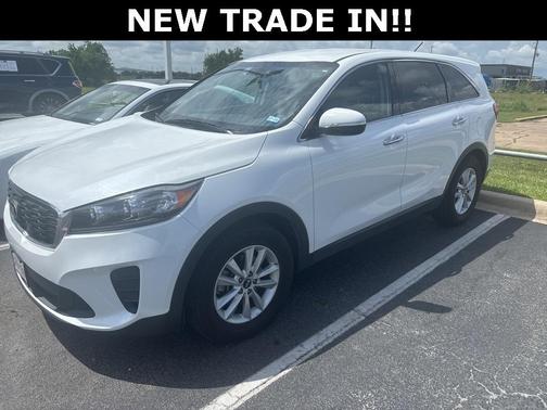 2020 Kia Sorento LX