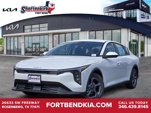 2025 Kia K4 LXS