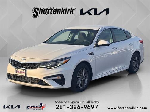 2019 Kia Optima LX