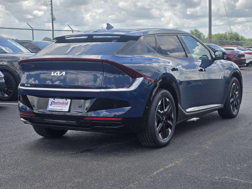 Midnight Lake Blue 2025 Kia EV6 Wind