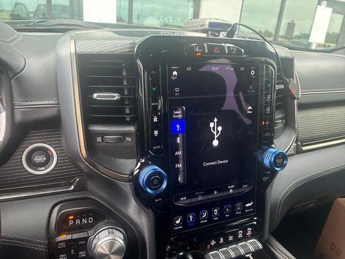 Delmonico Red Pearlcoat 2021 RAM 1500 Limited