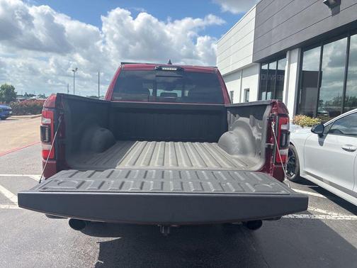 Delmonico Red Pearlcoat 2021 RAM 1500 Limited