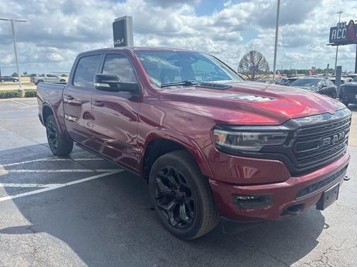 Delmonico Red Pearlcoat 2021 RAM 1500 Limited