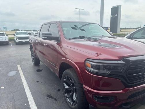 Delmonico Red Pearlcoat 2021 RAM 1500 Limited