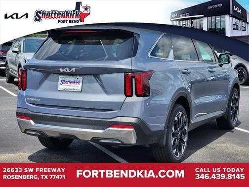 2025 Kia Sorento EX