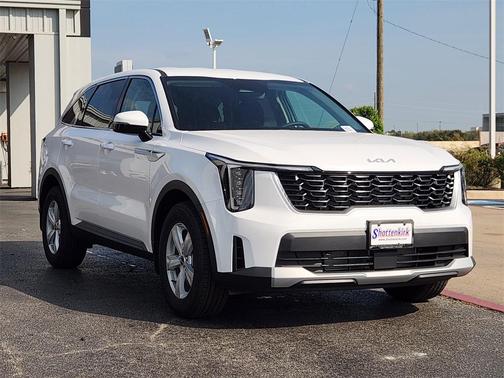 2026 Kia Sorento LX