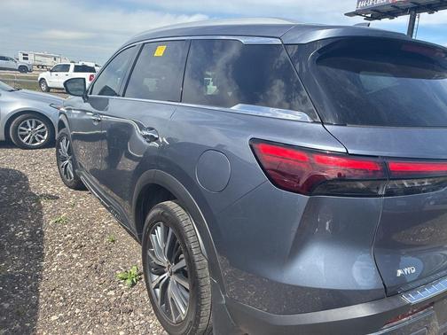 2023 INFINITI QX60 SENSORY