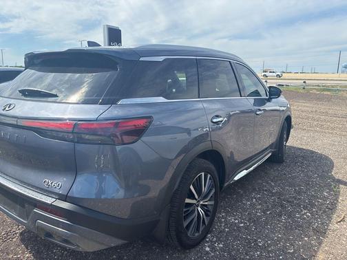 2023 INFINITI QX60 SENSORY