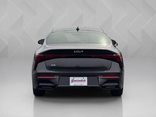 2026 Kia K5 EX