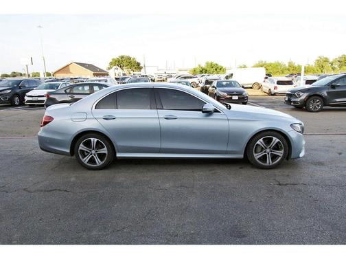 Diamond Silver Metallic 2017 Mercedes-Benz E-Class E 300