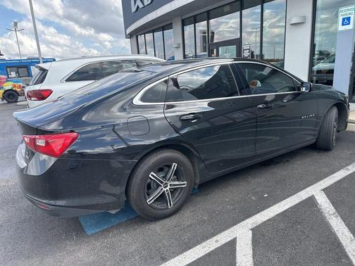 2022 Chevrolet Malibu 1LS