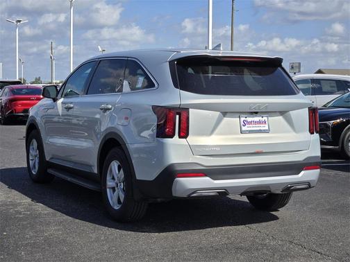 2026 Kia Sorento LX