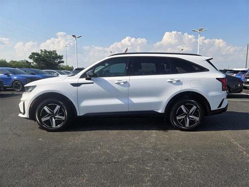 2023 Kia Sorento EX