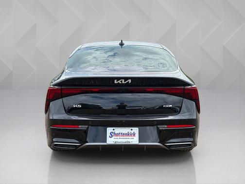 Aurora Black Pearl 2026 Kia K5 GT-Line FWD